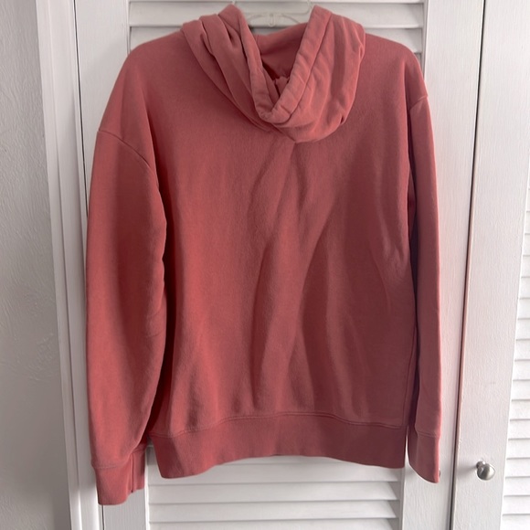 Men’s Hollister Salmon Colored Hooded Sweatshirt Small - Picture 6 of 6